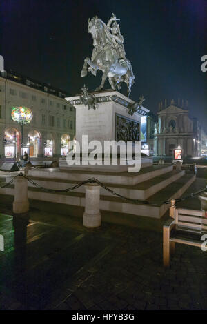 Reiterdenkmal zu Ehren von Herzog Emanuele Filiberto platziert in Piazza San Carlo Turin Stockfoto