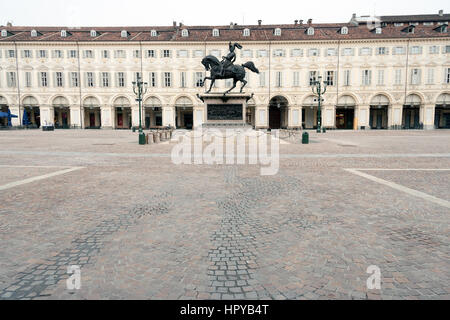 Reiterdenkmal zu Ehren von Herzog Emanuele Filiberto platziert in Piazza San Carlo Turin Stockfoto