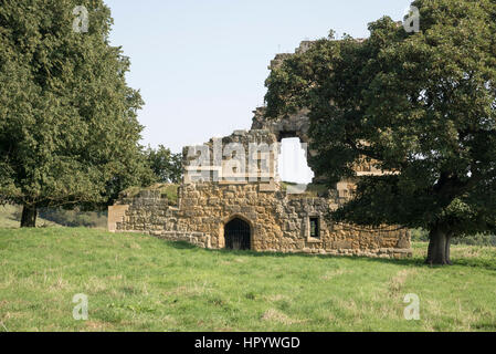 Ayton Castle, befestigte einen mittelalterlichen Herrenhaus in West Ayton, North Yorkshire, England. Stockfoto