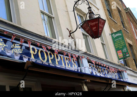 Poppie ist Fisch und Chip-Shop in Spitalfields, London Stockfoto