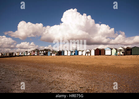 Strand Hütten auf Thorpe Bay Beach Stockfoto