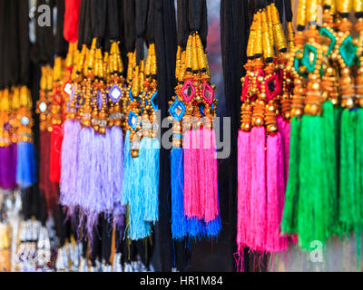 Bunte Punjabi und asiatischen Kordeln auf dem display Stockfoto