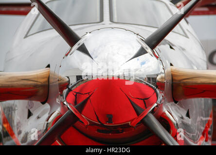 Auszug aus einem Vintage Flugzeug Propeller Motor hautnah Stockfoto