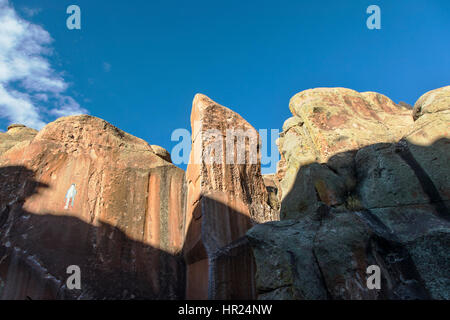 Jungfrau von Guadalupe auf Felswand gemalt; Penitente Canyon; Colorado; USA Stockfoto