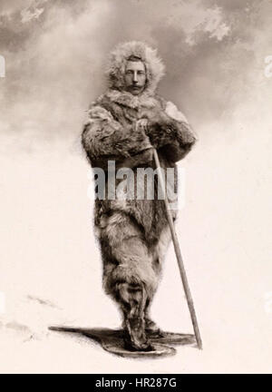 Dies ist ein Porträt von Roald Amundsen, einem norwegischen Pionier, der für seine Führung bei Polarexpeditionen bekannt ist. Amundsen war der erste, der den Südpol erreichte, und seine Arbeit wird weiterhin für seinen Beitrag zur Erforschung der Arktis und Antarktis gefeiert. Das Porträt fängt seinen entschlossenen Ausdruck ein und spiegelt seinen abenteuerlichen Geist wider. Stockfoto