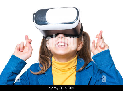 Kleines Mädchen in VR-Brillen Stockfoto