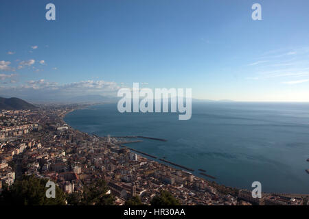 Golfo di Salerno Visto dal Castello di Arechi Stockfoto