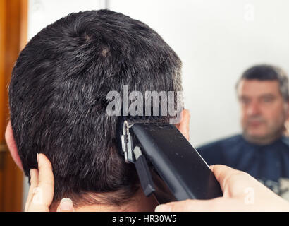 Friseur Haarschnitt Mann machen Stockfoto