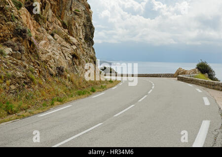 Korsische Küstenstraße. Stockfoto