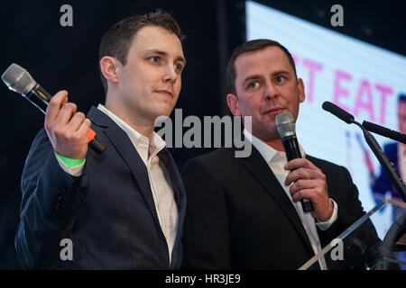 London, UK. 26. Februar 2017. Moderatoren für den 5. britische Kebab-Awards am 26. Februar 2017 im Park Plaza Westminster, London, UK. Bildnachweis: Siehe Li/Alamy Live News Stockfoto