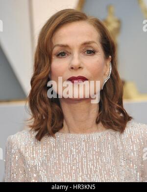 Los Angeles, CA, USA. 26. Februar 2017. Isabelle Huppert bei der Ankunft für die 89. Academy Awards Oscars 2017 - Ankünfte 3, The Dolby Theater in Hollywood und Highland Center, Los Angeles, CA 26. Februar 2017. Bildnachweis: Elizabeth Goodenough/Everett Collection/Alamy Live-Nachrichten Stockfoto