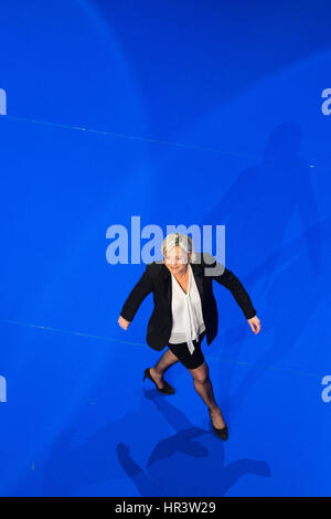 Nantes, Frankreich. 26. Februar 2017. Treffen der Marine Le Pen, rechtsextremen Kandidaten "Front National" für 2017 französischen Präsidenten Wahl Gutschrift: Andia/Alamy Live News Stockfoto