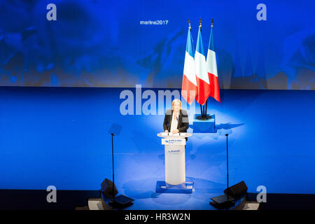 Nantes, Frankreich. 26. Februar 2017. Treffen der Marine Le Pen, rechtsextremen Kandidaten "Front National" für 2017 französischen Präsidenten Wahl Gutschrift: Andia/Alamy Live News Stockfoto