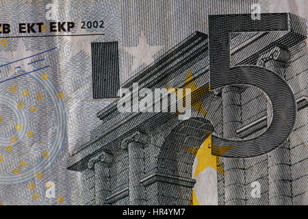 Nahaufnahme eines gebrauchten 5 Euro-Schein Papiergeld Stockfoto
