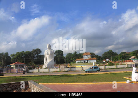 In Strand große Frau weiße Statue, Kerala Indien (Photo Copyright © by Saji Maramon) Stockfoto