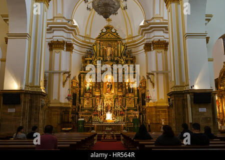 Innenraum der Kirche, Señora De La Encarnacion, Altstadt, Andalusien, Marbella, Spanien. Stockfoto