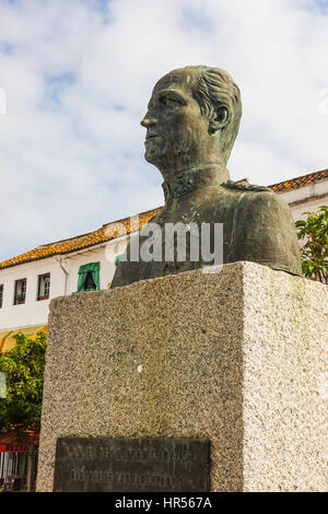 Bronzestatue des spanischen Königs Juan Carlos von Spanien, orangefarbenes Quadrat, Marbella, Spanien. Stockfoto