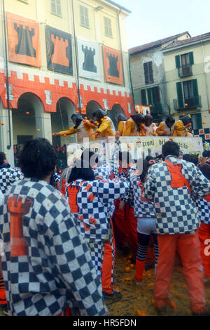 Ivrea Karneval, Momente aus der Schlacht von Organen Stockfoto