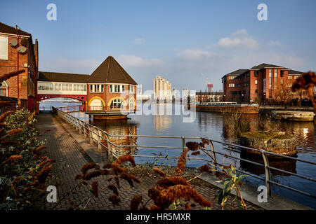 Sam Platt Pub befindet sich Trafford Wharf Road Manchester Docks, Manchester Ship Canal in Salford Quays Salford Manchester England, UK Stockfoto