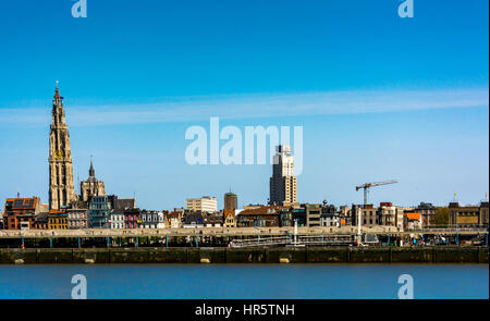 Panoramablick über die Skyline der Stadt Antwerpen in Belgien Stockfoto