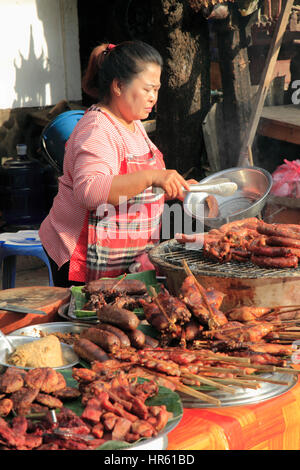 Laos, Luang Prabang, Markt, Straße Garküche, Stockfoto