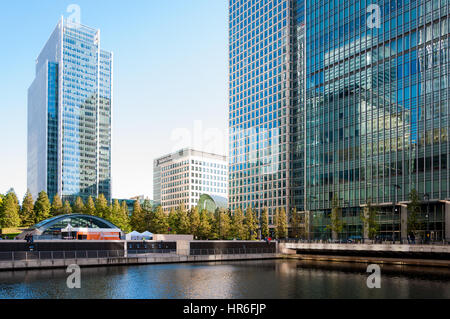 Wolkenkratzer in der Stadt, Bankenviertel in London, Großbritannien Stockfoto