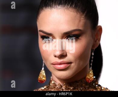 Beverly Hills, Kalifornien, USA. 26. Februar 2017. Adriana Lima besucht die Vanity Fair Oscar Party 2017 am 26. Februar 2017 in Beverly Hills, Kalifornien. Bildnachweis: Mpi99/Medien Punch/Alamy Live-Nachrichten Stockfoto