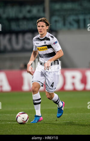 Firenze, Italien. 23. Februar 2017. Jannik Vestergaard (Gladbach) Fußball: UEFA Europa League Runde der 32 2. Bein match zwischen ACF Fiorentina 2-4 Borussia Mönchengladbach im Stadio Artemio Franchi in Florenz, Italien. Bildnachweis: Maurizio Borsari/AFLO/Alamy Live-Nachrichten Stockfoto