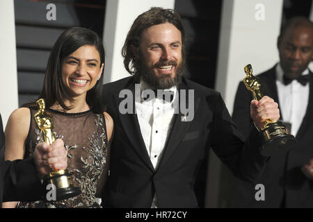 Beverly Hills, Kalifornien. 26. Februar 2017. Floriana Lima und Casey Affleck besuchen die 2017 Vanity Fair Oscar Party hosted by Graydon Carter im Wallis Annenberg Center für darstellende Künste am 26. Februar 2017 in Beverly Hills, Kalifornien. | Verwendung Weltweit/Picture Alliance Credit: Dpa/Alamy Live-Nachrichten Stockfoto