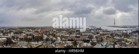 Panorama der Stadt Riga Lettland, in Wintertag Stockfoto