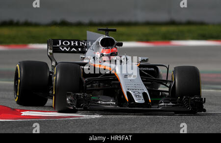 Indiens Esteban Ocon tagsüber zwei des Tests vor der Formel1 Saison 2017 auf dem Circuit de Catalunya, Barcelona zu erzwingen. Stockfoto