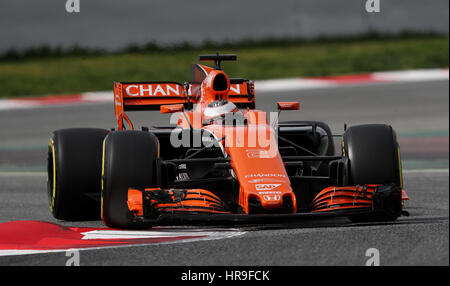 McLaren Fahrer Stoffel Vandoorne tagsüber zwei des Tests vor der Formel1 Saison 2017 auf dem Circuit de Catalunya, Barcelona. Stockfoto