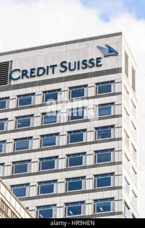 Die Credit Suisse Bank, Canary Wharf, London, einer der zwei Finanzzentren der Stadt. Stockfoto