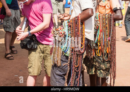 Famous, wöchentlich, Mittwoch, Hippie, Hippie, Flohmarkt, Markt, Anjuna, am Tropenparadies, Anjuna, Beach, Goa, Indien, Indian, Asia, Stockfoto