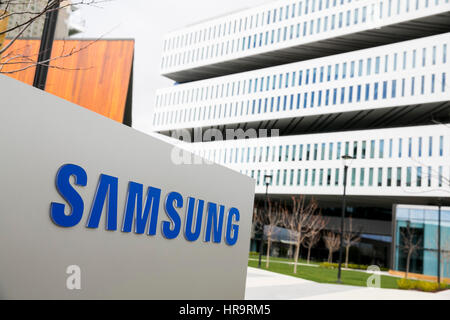 Ein Logo Zeichen außerhalb einer Einrichtung von Samsung Electronics America, Inc., in San Jose, Kalifornien, am 18. Februar 2017 besetzt. Stockfoto