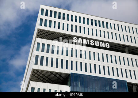 Ein Logo Zeichen außerhalb einer Einrichtung von Samsung Electronics America, Inc., in San Jose, Kalifornien, am 18. Februar 2017 besetzt. Stockfoto