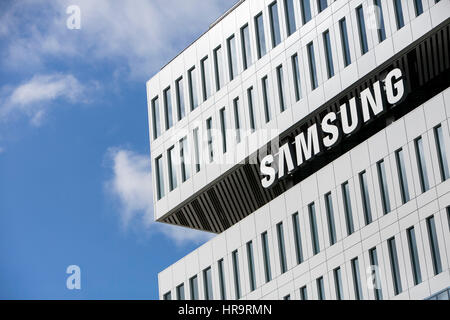 Ein Logo Zeichen außerhalb einer Einrichtung von Samsung Electronics America, Inc., in San Jose, Kalifornien, am 18. Februar 2017 besetzt. Stockfoto