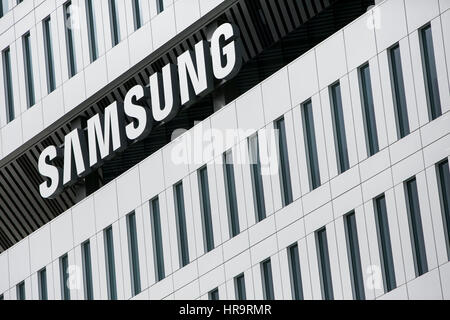 Ein Logo Zeichen außerhalb einer Einrichtung von Samsung Electronics America, Inc., in San Jose, Kalifornien, am 18. Februar 2017 besetzt. Stockfoto
