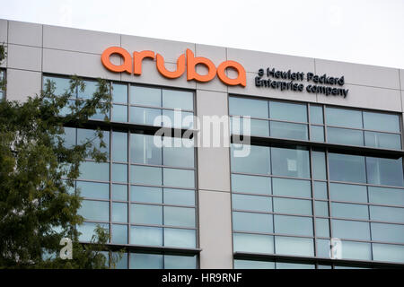 Ein Logo Zeichen außerhalb einer Einrichtung von Aruba Networks in Santa Clara, Kalifornien, am 18. Februar 2017 besetzt. Stockfoto