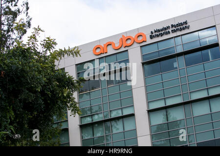Ein Logo Zeichen außerhalb einer Einrichtung von Aruba Networks in Santa Clara, Kalifornien, am 18. Februar 2017 besetzt. Stockfoto