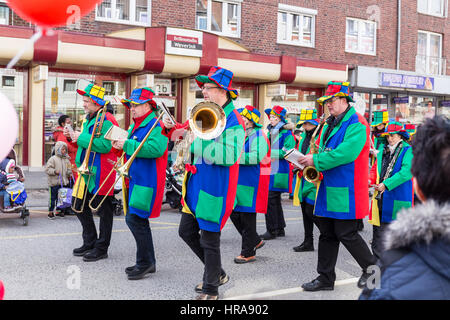 Stolberg, Deutschland - Rose Montag Parade (Rosenmontagszug) am 28. Februar 2017 - Stolberg, NRW, Nordrhein Westfalen, Deutschland, Europa Stockfoto
