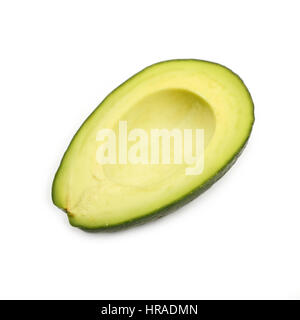 Eine frische grüne Reife Avocado (Persea Gratissima) die Hälfte ohne Grube Stein isoliert auf weiss, detail, Nahaufnahme, hoher Winkel Stockfoto