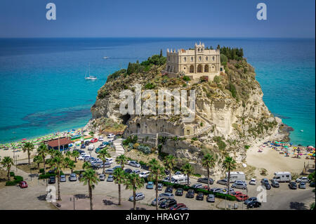 Santa Maria Isola, Kirche in Tropea Strand - Kalabrien, Italien Stockfoto