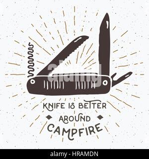 Vintage Label, Hand gezeichnete multifunktionale Taschenmesser, Grunge, texturierte Wandern und camping Ausrüstung Werkzeug, Retro-Abzeichen oder T-shirt Typografie design wi Stock Vektor