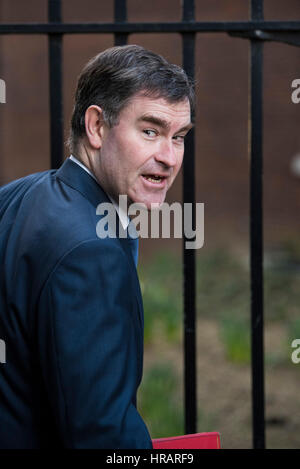 London, UK. 28. Februar 2017. David Gauke, Chief Secretary an die Staatskasse kommt in 10 Downing Street für die wöchentlichen Kabinettssitzung. Bildnachweis: Peter Manning/Alamy Live-Nachrichten Stockfoto