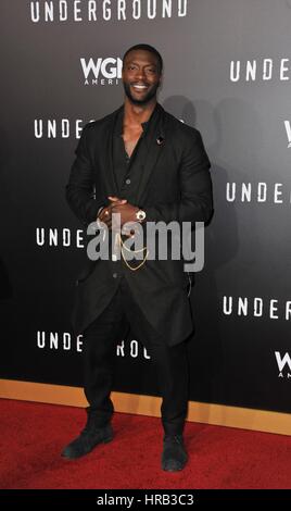 Los Angeles, CA, USA. 28. Februar 2017. Aldis Hodge im Ankunftsbereich für WGN America es unterirdische Saison zwei Premiere, Regency Westwood Village Theatre, Los Angeles, CA 28. Februar 2017. Bildnachweis: Elizabeth Goodenough/Everett Collection/Alamy Live-Nachrichten Stockfoto