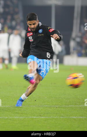 Juventus Stadium, Turin, Italien. 28. Februar 2017. Lorenzo Insigne (SSC Napoli) vor den italienischen Pokal Halbfinale zwischen Juventus FC und SSC NAPOLI im Juventus Stadium am 28. Februar 2017 in Turin, Italien. Juventus gewinnt 3-1 über Napoli. Bildnachweis: Massimiliano Ferraro/Alamy Live-Nachrichten Stockfoto