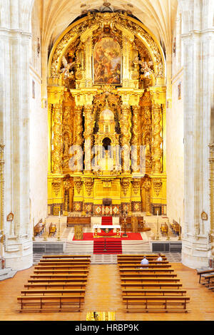 SALAMANCA, Spanien - 2. September 2016: Gold Barockaltar im Kloster von St. Stephan in Salamanca Stockfoto