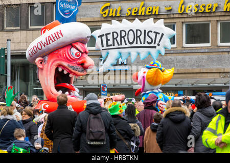 Deutsch Karnevalsumzug in Düsseldorf, Karneval Festwagen als politische Karikaturen, türkische Präsident Recep Tayyip Erdoğan, rufen Terrorist t Stockfoto