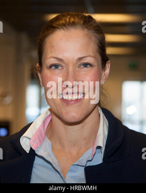 CISSI FERM schwedische taub stumm Sportlerin zuerst in der Elite-Team in der schwedischen Basketballliga 2017 Stockfoto